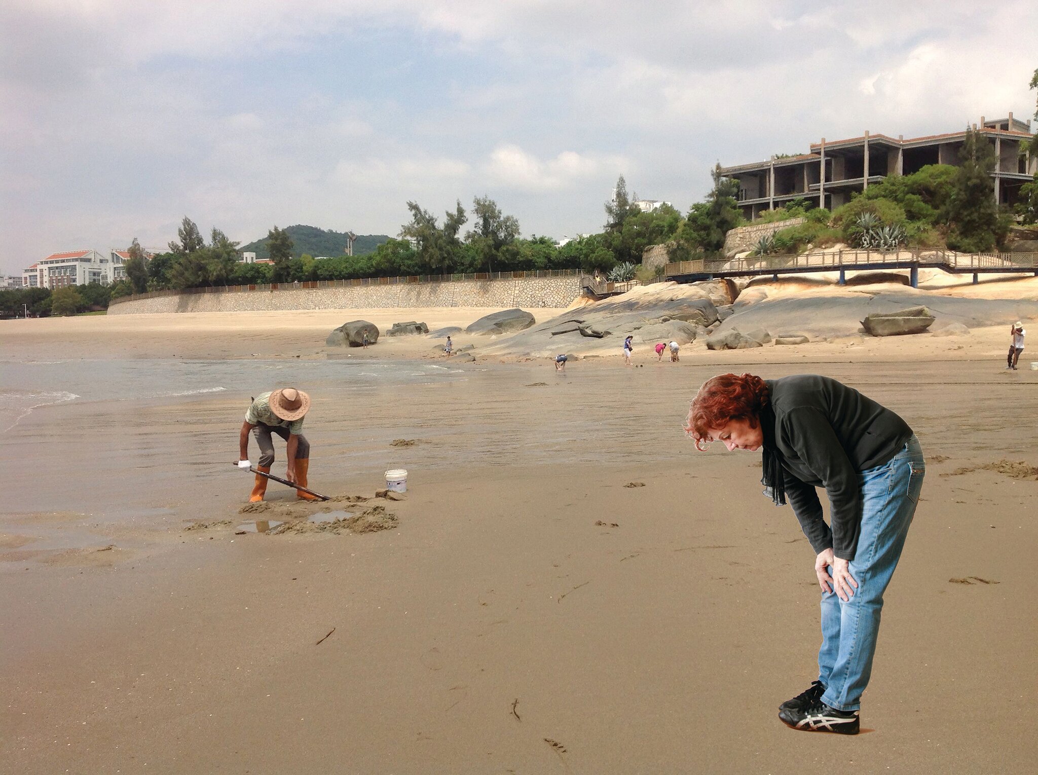 Ann Noël, Digging for Worms (at low tide), 2013-2014